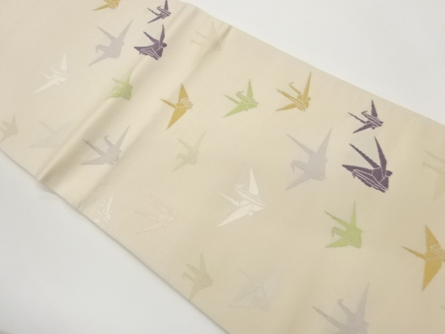 折鶴模様織出し開き名古屋帯（額縁仕立て）